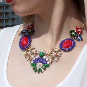 NWT Amrita Singh Belle Crystal Statement Necklace